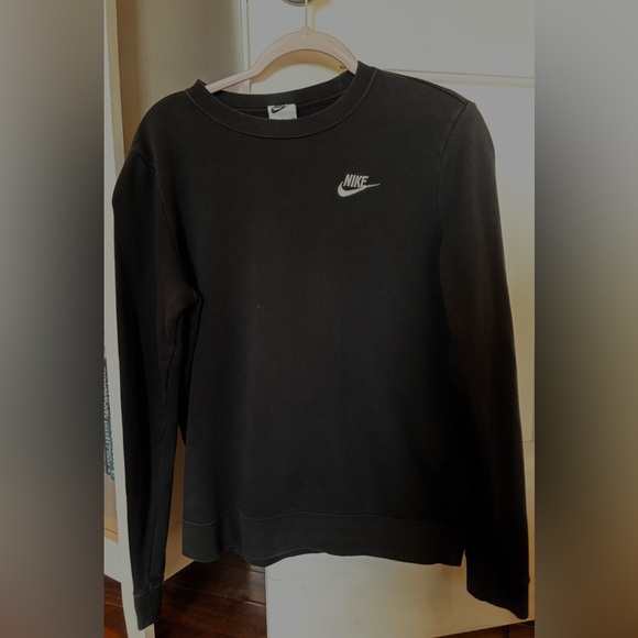 Nike Tops - Nike Black Crewneck Sweatshirt
